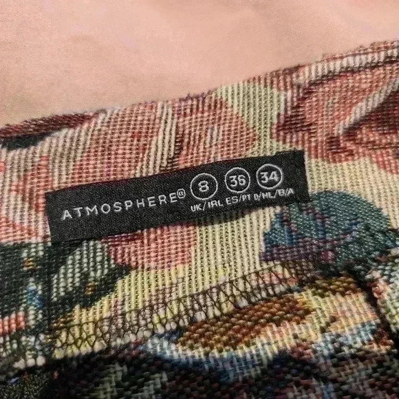 Atmosphere Floral rose skirt  size uk8 Usa4 - Picture 10 of 13